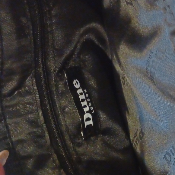 Dune London Unique Bucket/Crossbody Bag - Picture 12 of 13